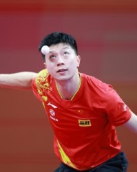 马龙丢掉一局无碍比赛进程 中国男乒小组赛两连胜